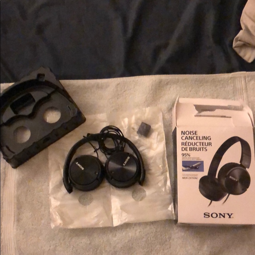Noise Cancelling Sony Headphones Wired
